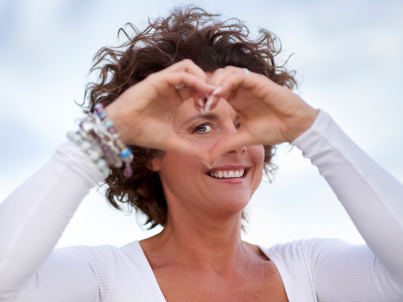 Liebe und Glück aus der Dose? Nahrungsergänzung für mehr Glückshormone!